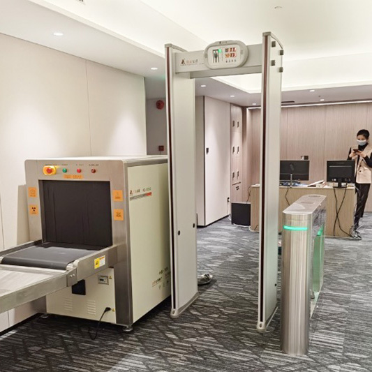 2025款AD-2286全横梁豪华型金属探测门